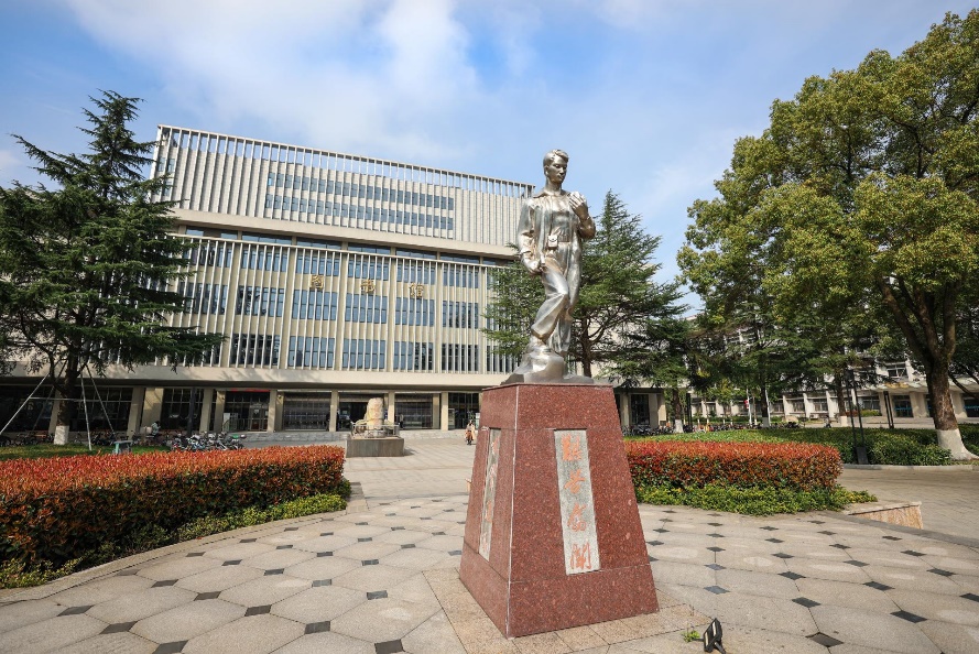 https://voice.cug.edu.cn/__local/C/C7/95/A6217D149C75BC2361D4A2524CB_D49C19F3_84556.jpg